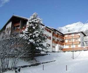 PASSO della PRESOLANA (BG) - Hotel Cristallino